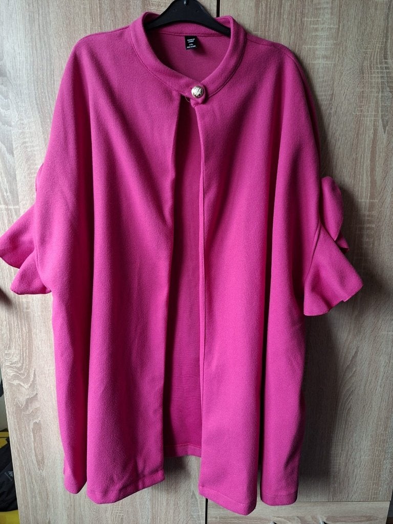 Leuke Roze Mantel met korte mouw maat 1XL !!, Ophalen of Verzenden, Zo goed als nieuw, Maat 46/48 (XL) of groter, Roze