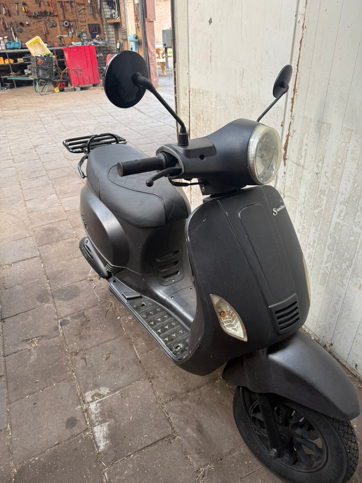 santini 4takt scooter geel kenteken, Ophalen, Zo goed als nieuw, Benzine, Overige merken