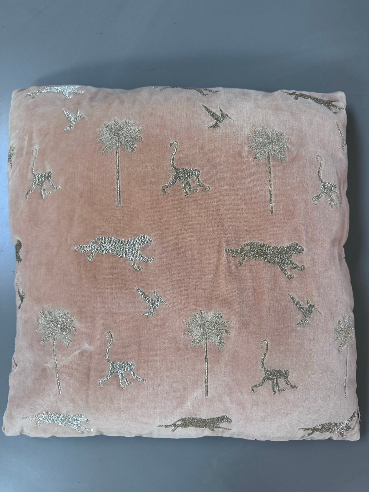 Roze sierkussen met dierenprint van Homeland Sissyboy 50x 50, Overige merken, Met print, Vierkant, Ophalen of Verzenden
