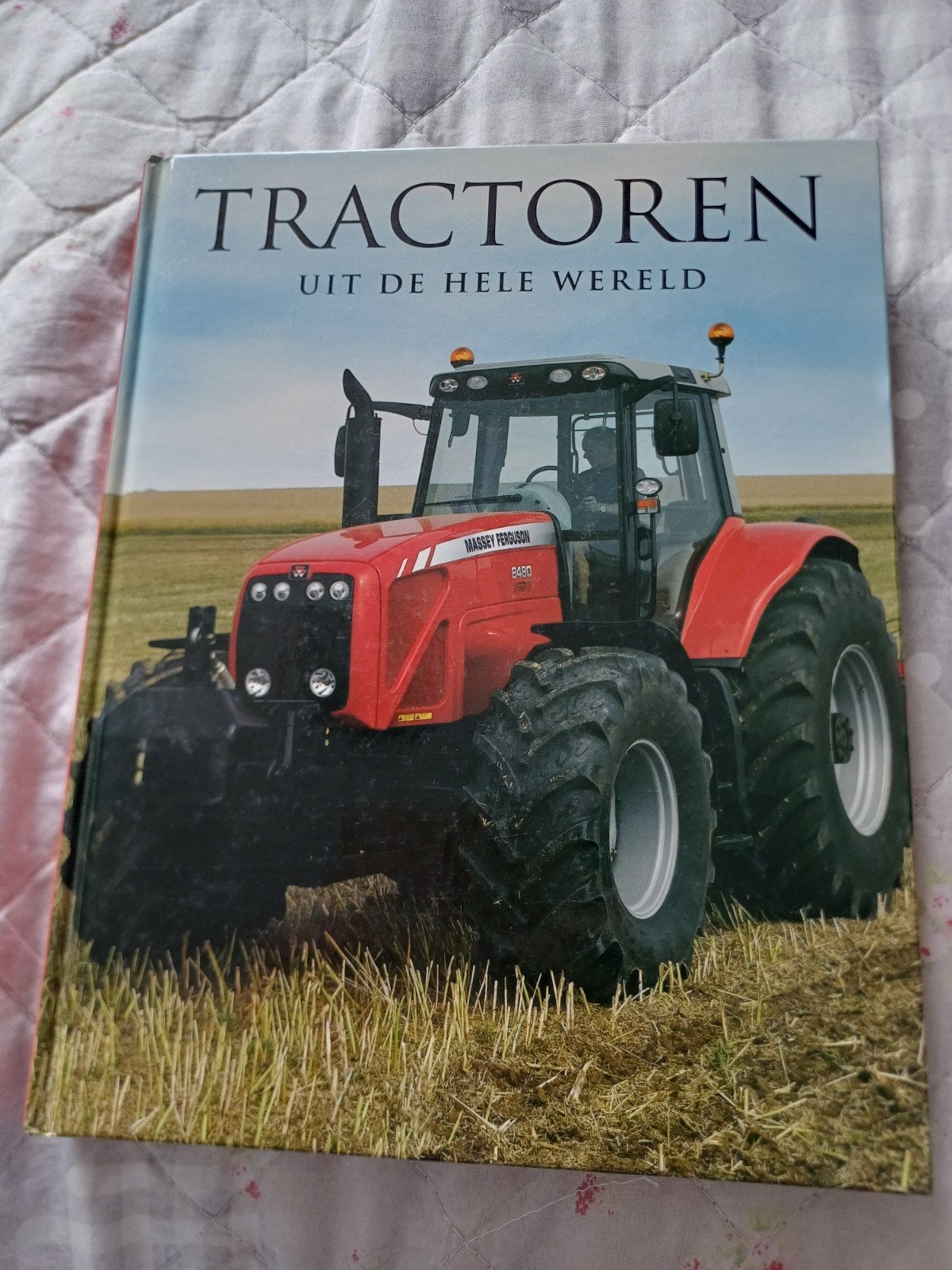 Tractoren uit de hele wereld - Naslagwerk 220+ tractoren, Boeken, Ophalen of Verzenden