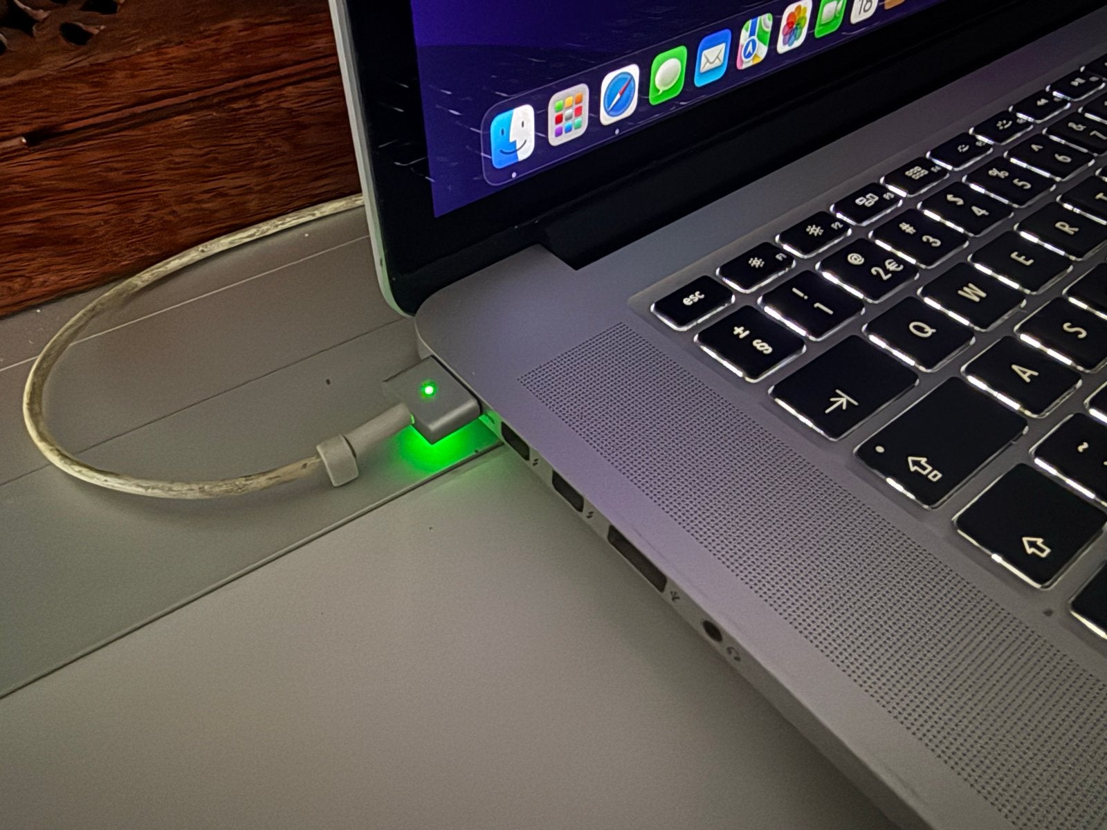 Apple MacBook Pro 15 inch (Mid 2015) - 16GB RAM, 256GB SSD, Computers en Software, MacBook Pro, Gebruikt, 256 GB, 2 tot 3 Ghz