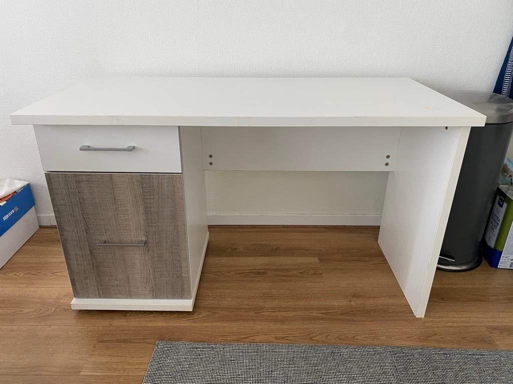 Wit bureau met lade en kastje, Gebruikt, Met lades, Spaanplaat of MDF, Ophalen of Verzenden