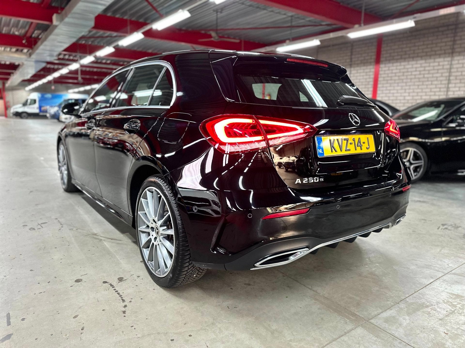 Mercedes-Benz A-klasse 250e, AMG, Sfeer, Burmester, Widescre, Dealer onderhouden, Gebruikt, 4 cilinders, 15 kWh