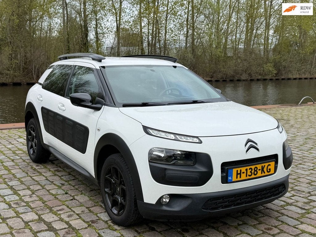 Citroen C4 Cactus 1.2 PureTech Business 2e eigenaar airco cr, Gebruikt, 1199 cc, 82 pk, Wit