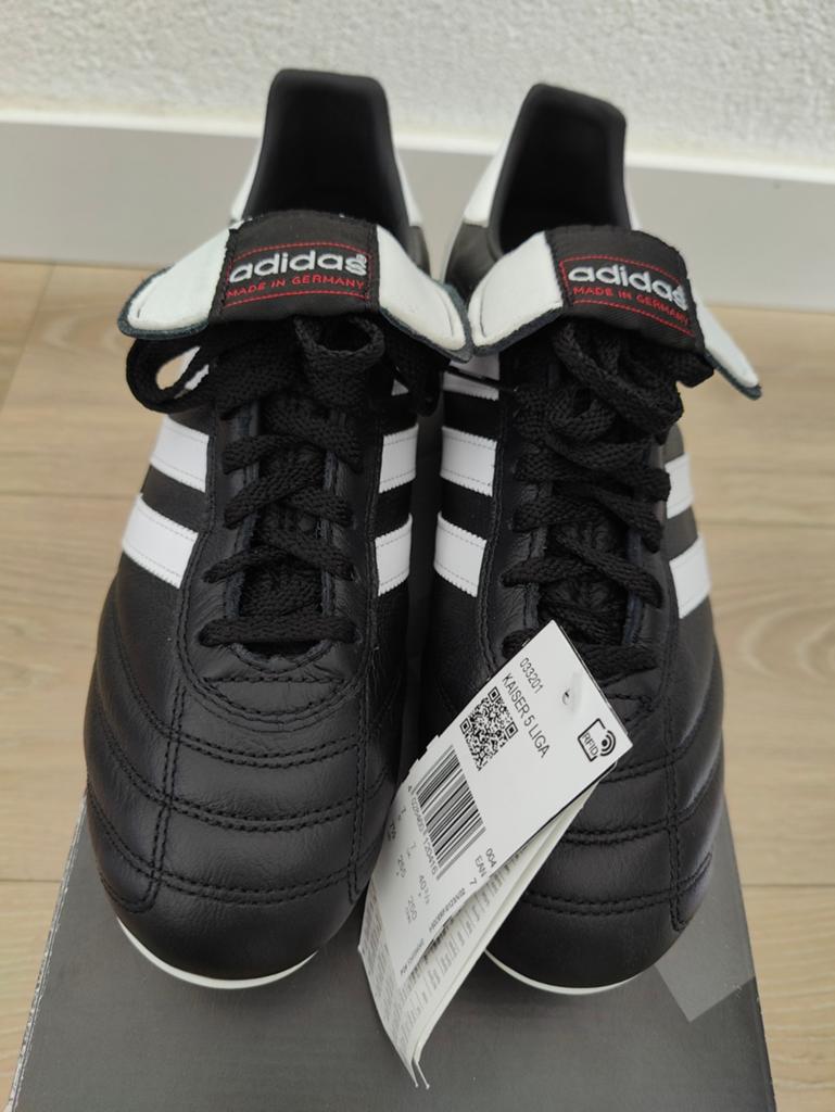 Adidas Kaiser 5 Liga Voetbalschoenen - Nieuw in doos, Ophalen of Verzenden, Nieuw, Schoenen
