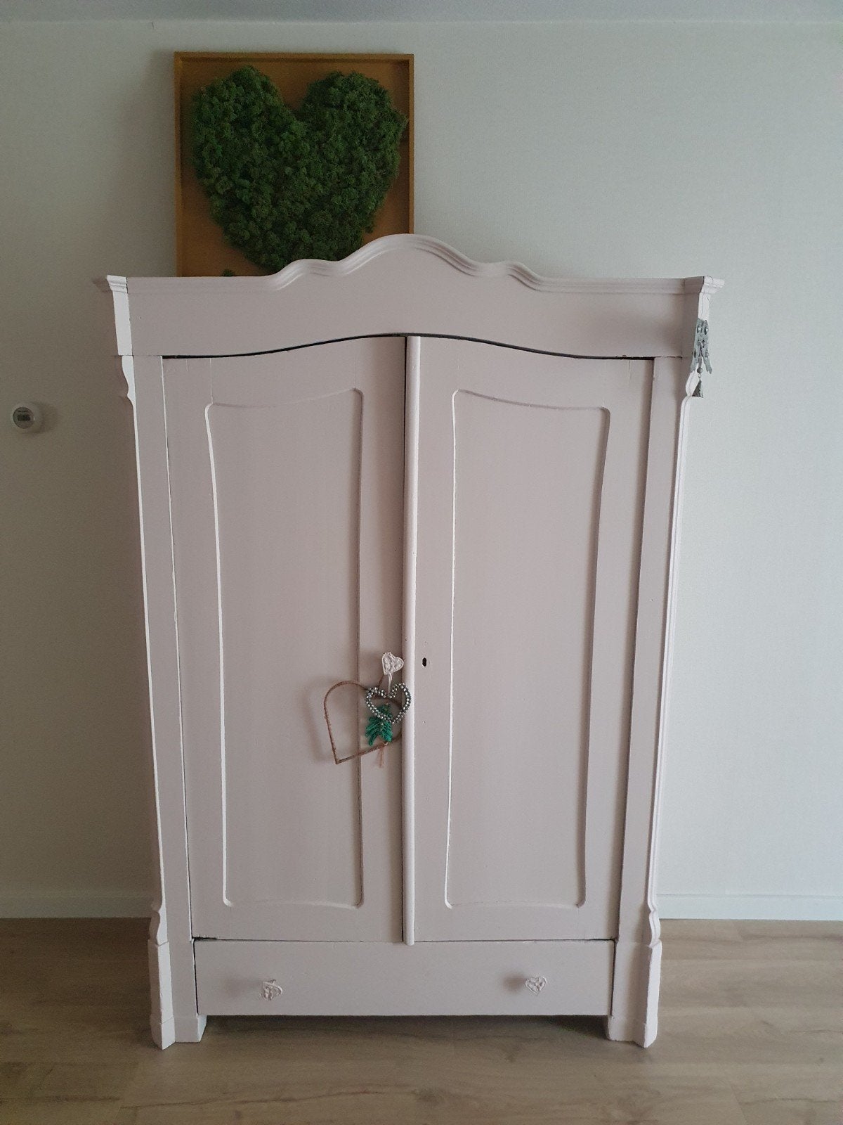 Grenen kast wit geschilderd, Ophalen