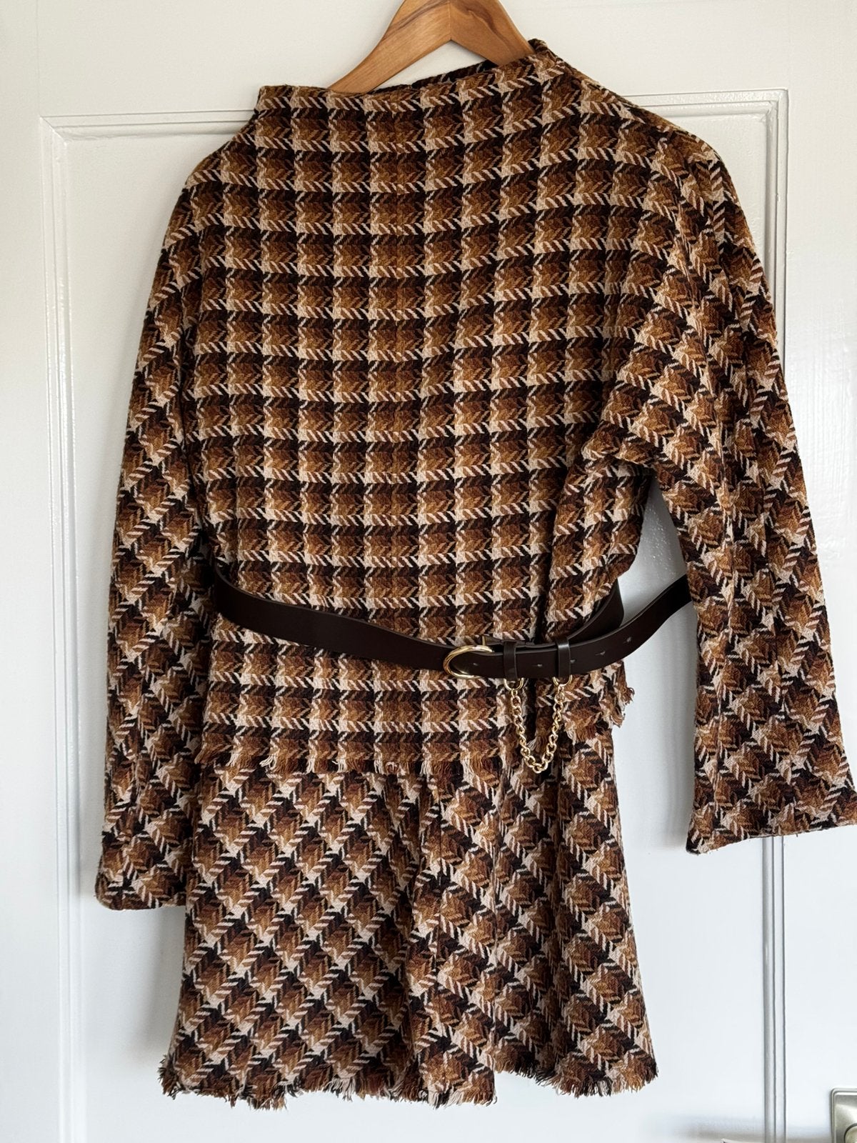 Herfst/winter pakje van Caroline Biss, maat 38-40, zg, Maat 38/40 (M), Kostuum of Pak, Bruin, Ophalen of Verzenden