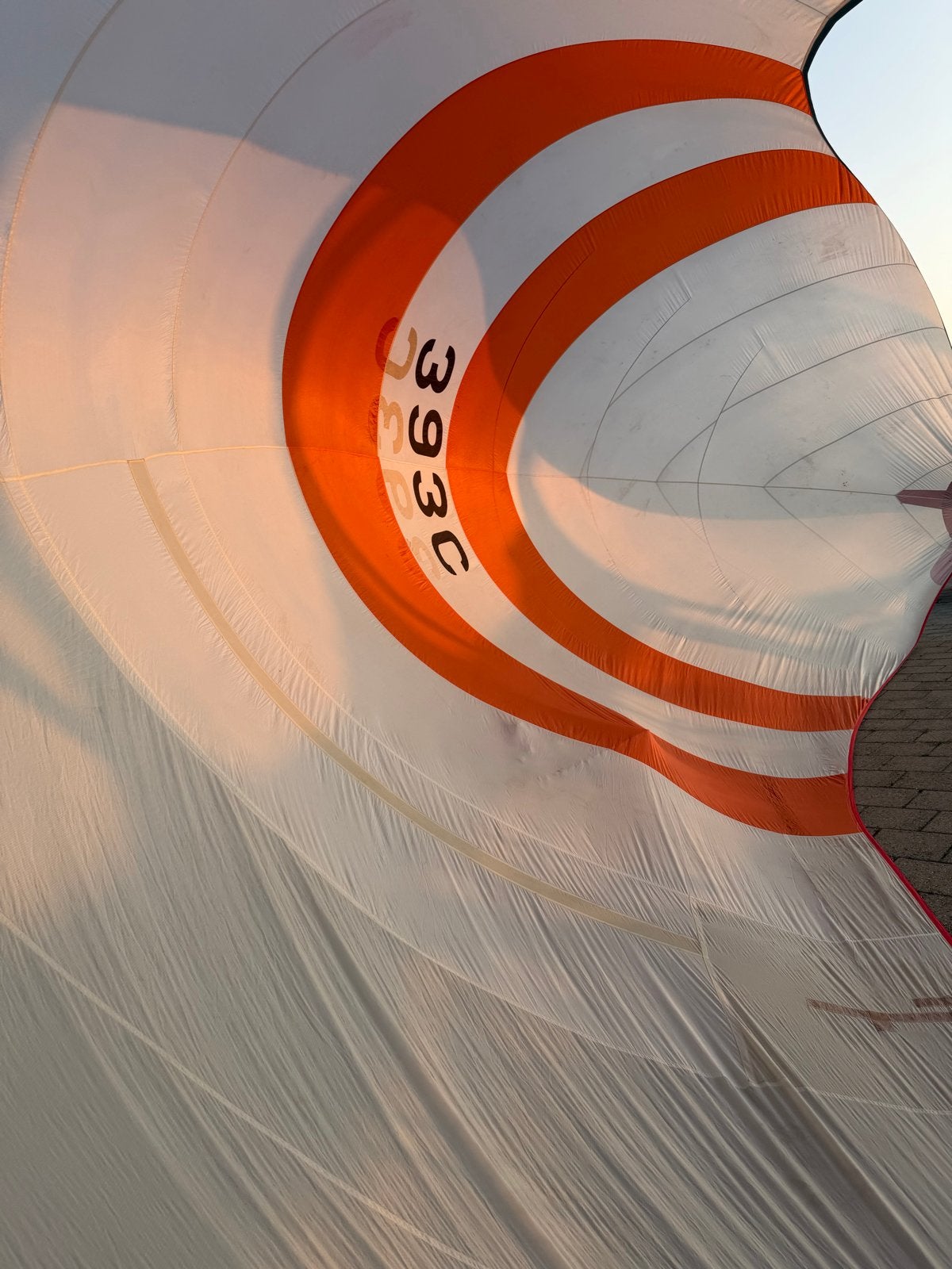 Oudere spinnaker - 11,20m zijlijk, 6,6m onderlijk, Watersport en Boten, Zeilen en Zeiltoebehoren, Ophalen, 6 meter of meer, Gebruikt
