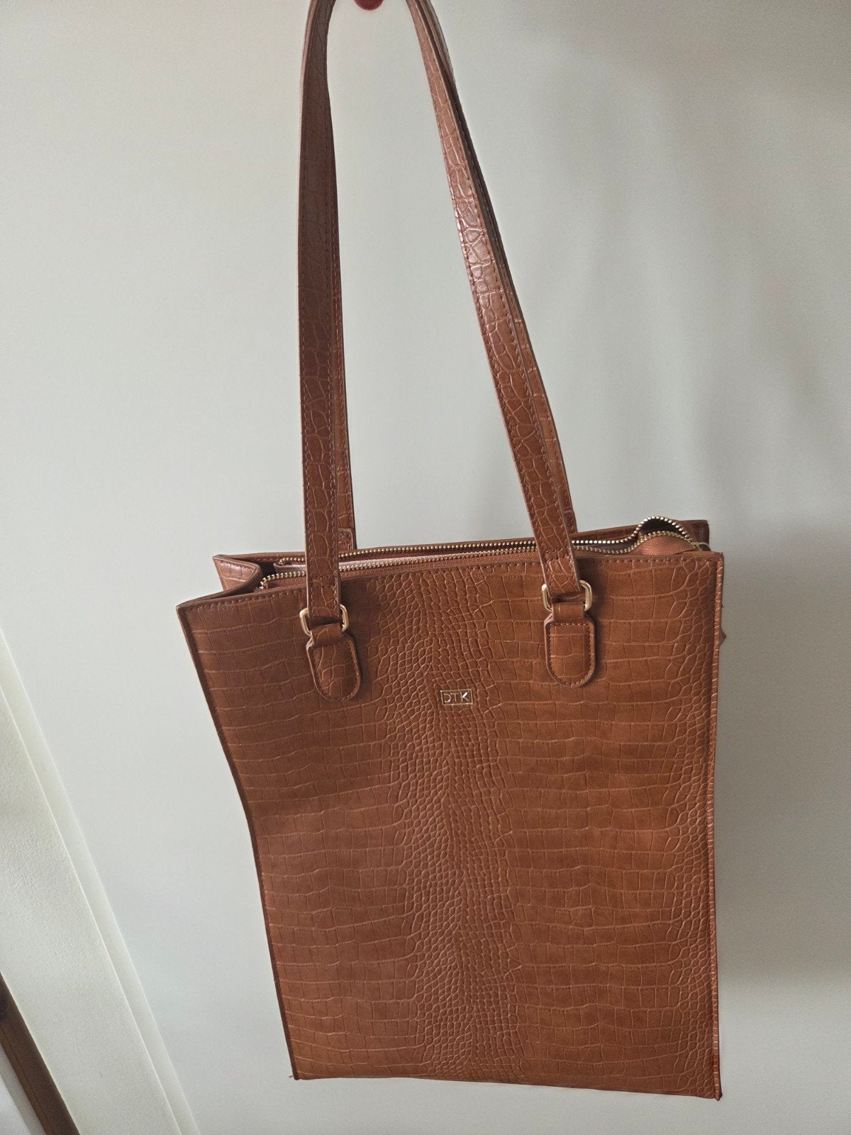 Nieuwe DTK Schoudertas met Laptopvak - 31x40x10 cm, Ophalen of Verzenden, Nieuw, Bruin, Overige typen