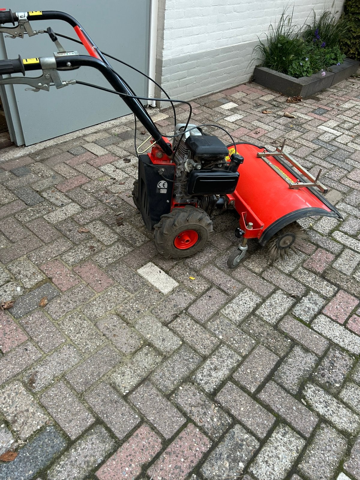 Veegmachine, Ophalen, Zo goed als nieuw