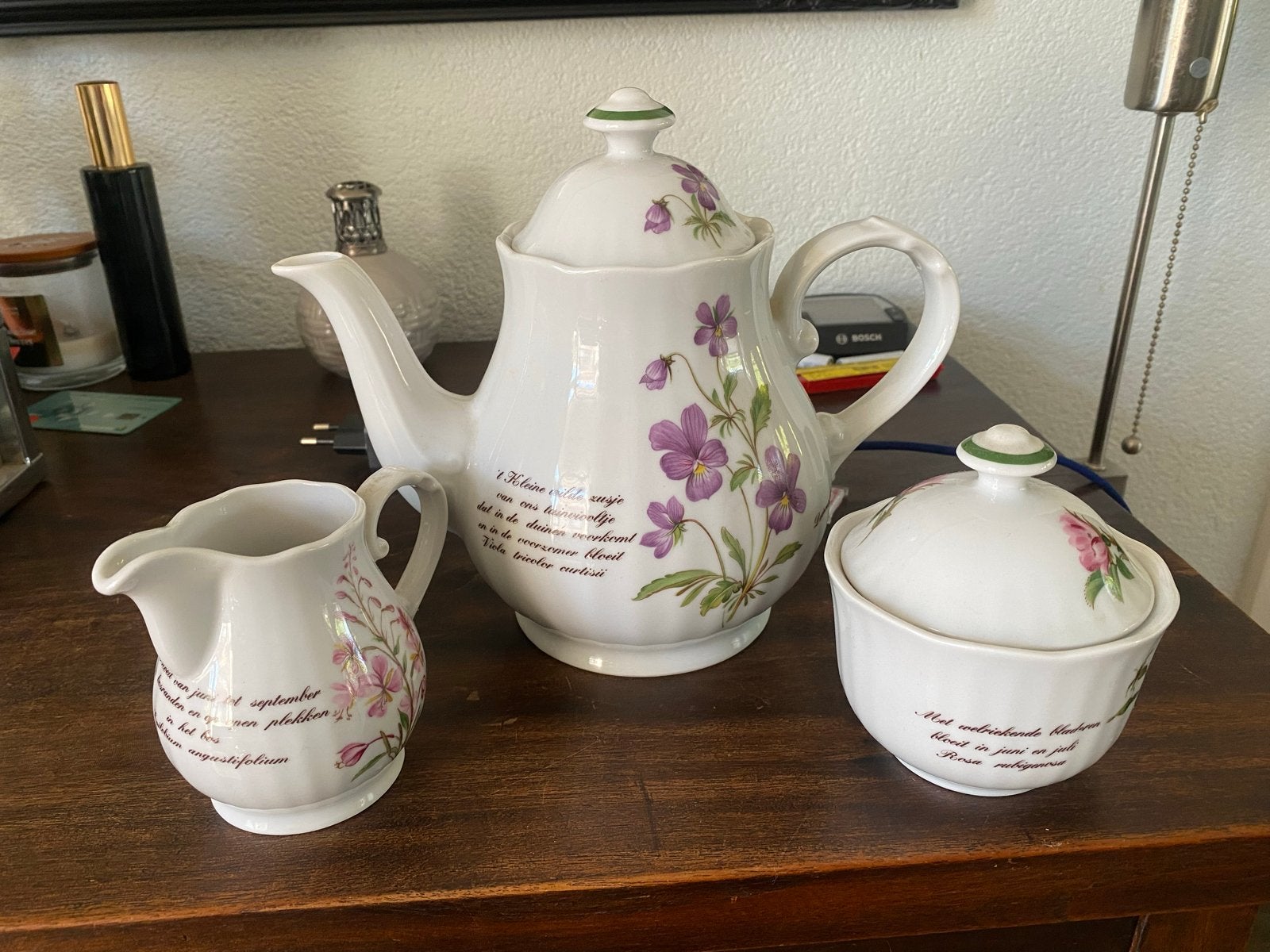 Marjolein bastin theeservies met bloemmotief en gedichten, Ophalen of Verzenden, Zo goed als nieuw, Overige stijlen, Porselein