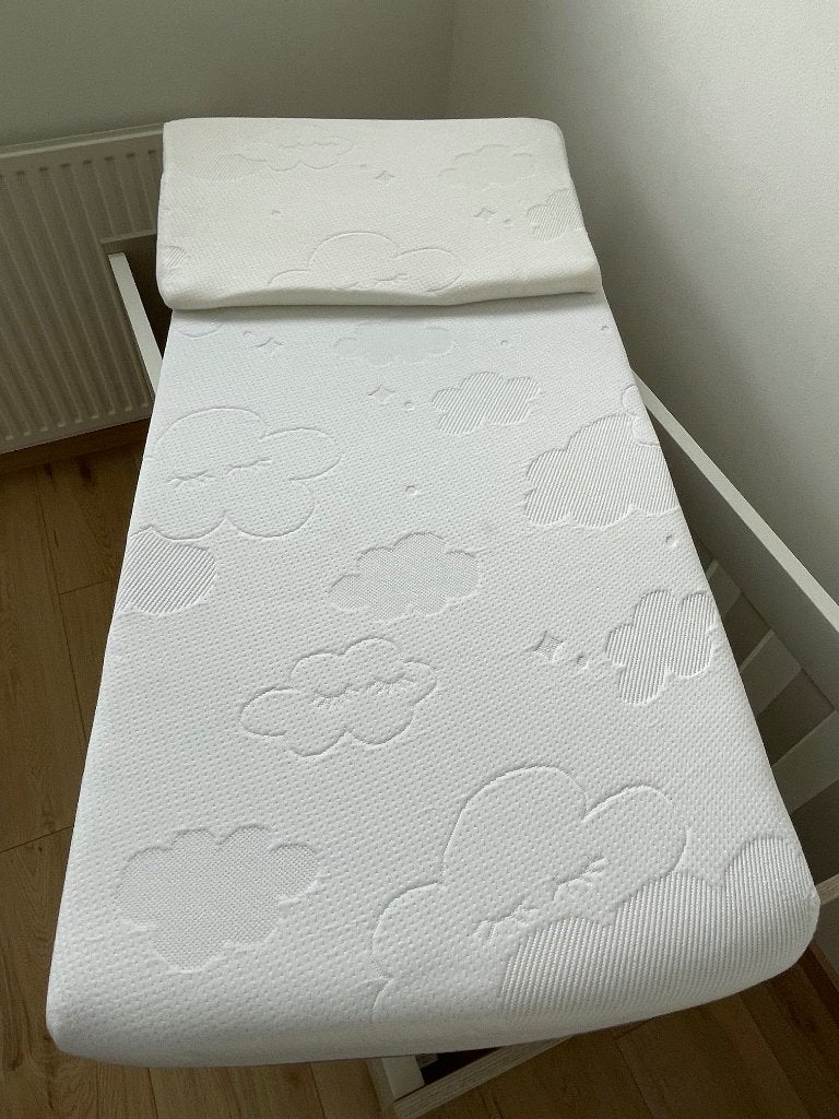 Het Cloud babymatrasje voor kinderbedjes (van 60 x 120 cm), Ophalen, Nieuw, Ledikant