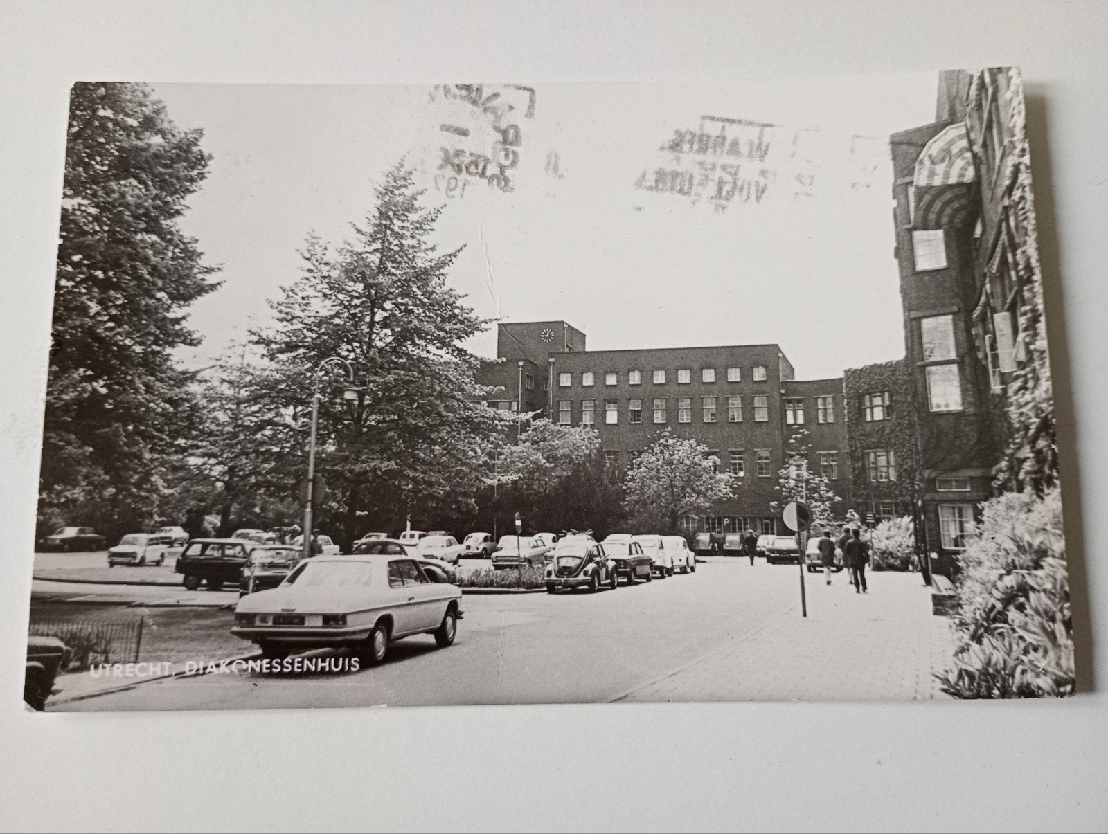 Utrecht Ziekenhuis Diaconessenhuis met Auto's 1977, Ophalen of Verzenden, 1960 tot 1980, Gelopen, Utrecht