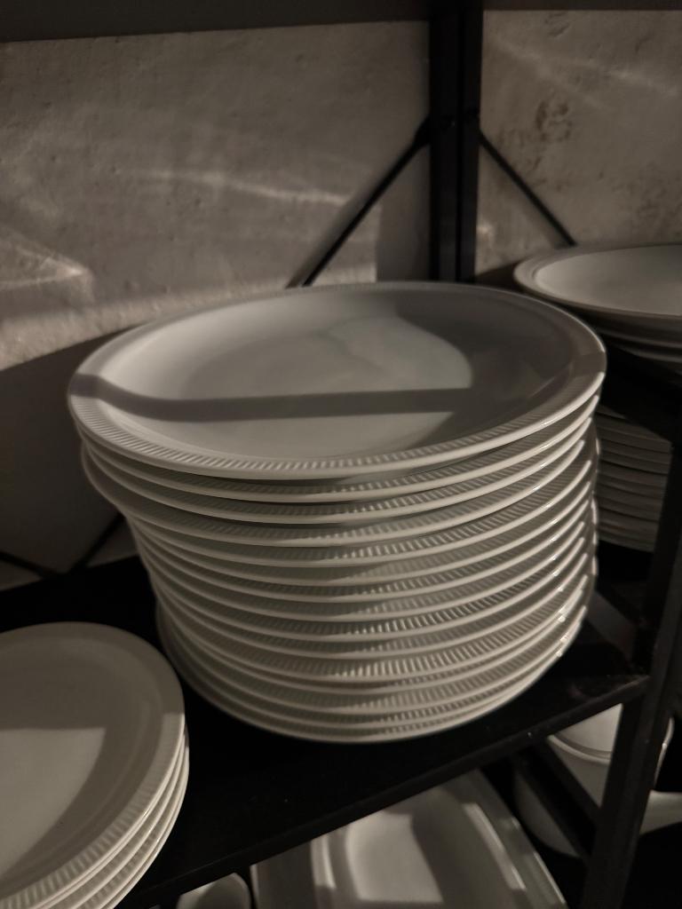 Arzberg cannelee borden 24cm, Overige typen, Ophalen of Verzenden, Zo goed als nieuw, Overige stijlen