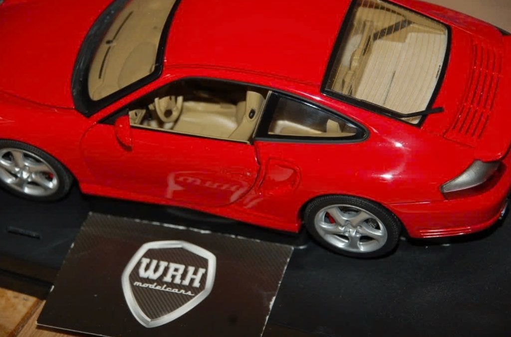 1:18 Porsche 911 996 Turbo red Autoart 77831 in doos WRH, Hobby en Vrije tijd, Modelauto's | 1:18, Verzenden, Zo goed als nieuw
