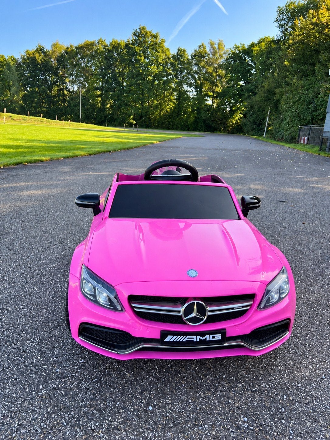 Roze elektrische kinderauto - Mercedes AMG model, Ophalen, Gebruikt, Overige typen