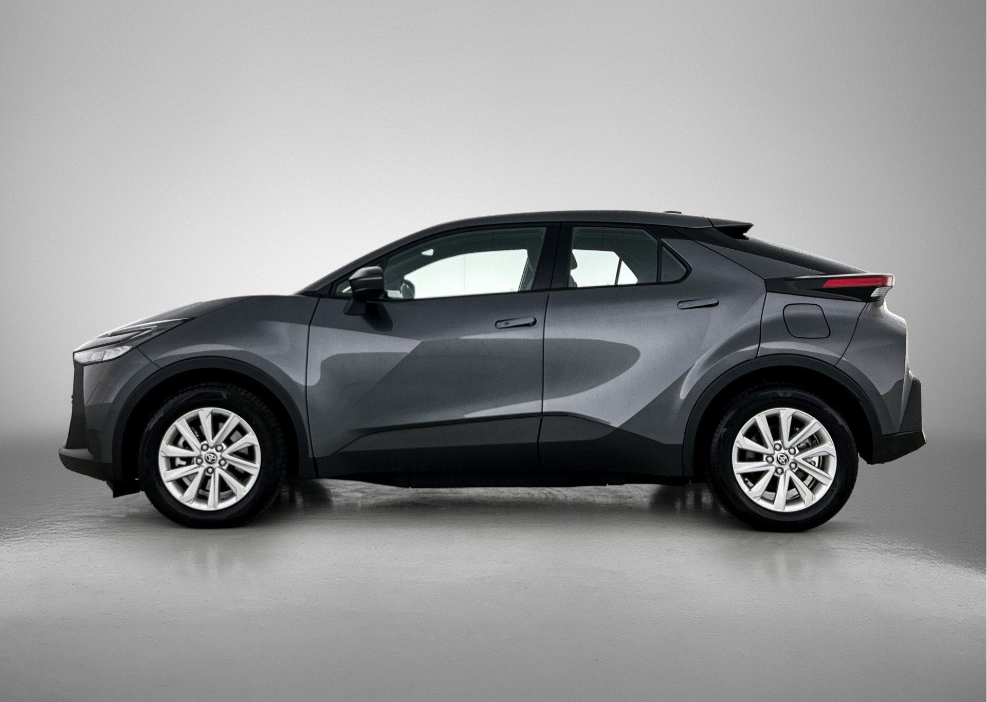 Toyota C-HR 2.0 Plug-in Hybrid 220 Active | BTW voertuig | S, Auto's, Stof, 4 cilinders, Bedrijf, Hybride Elektrisch/Benzine