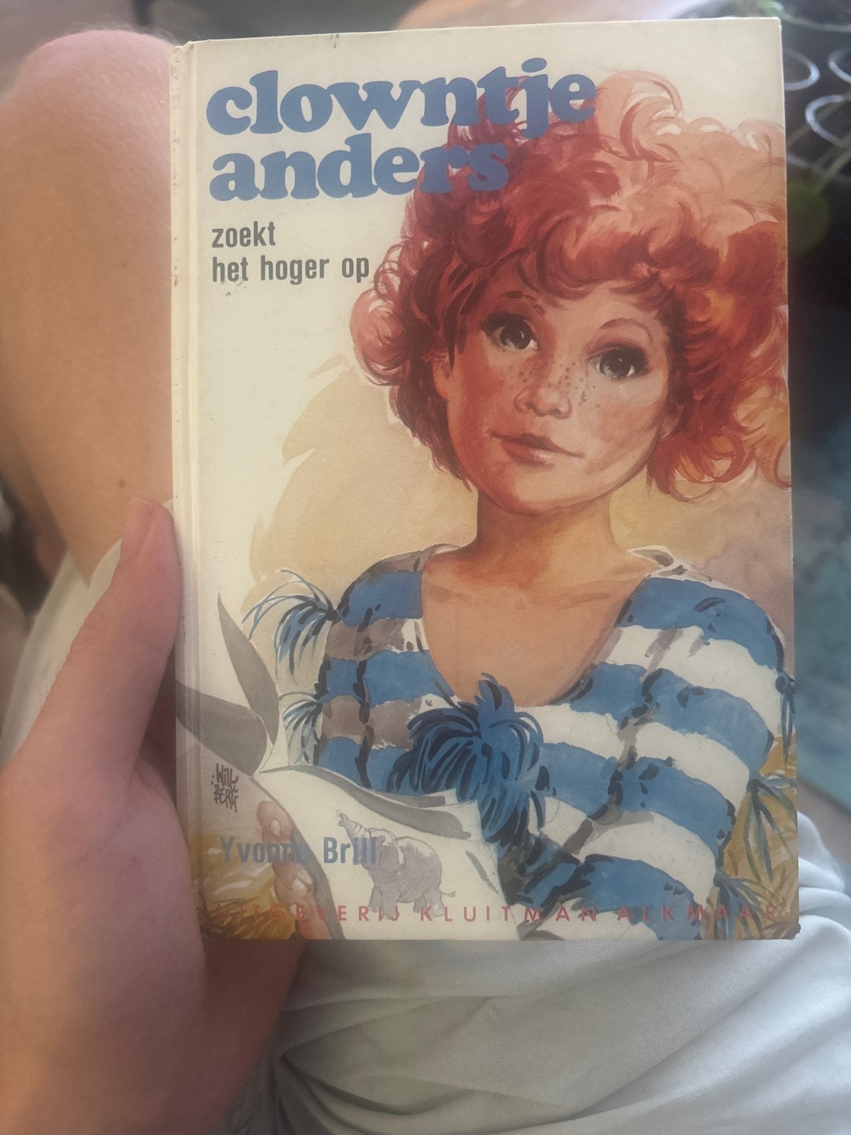 Clowntje Anders zoekt het hoger op - Yvonne Brill, Ophalen of Verzenden, Gelezen, Fictie