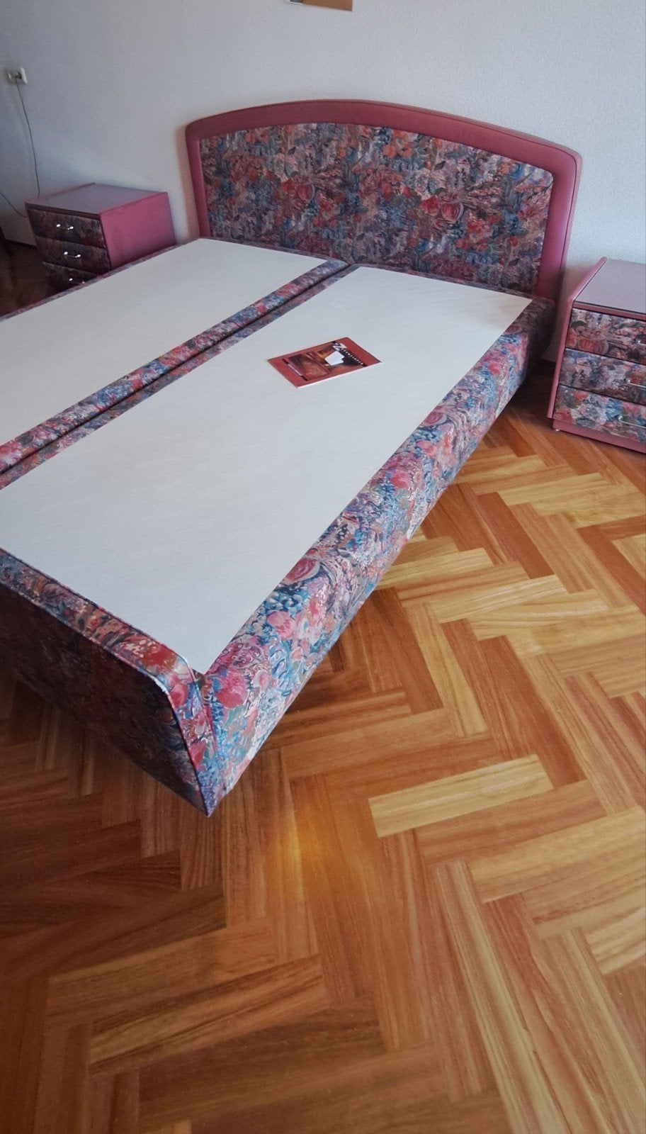 (Zevenslaper) Auping 2 personen boxspring bed bordeaux, Ophalen, Zo goed als nieuw, Tweepersoons