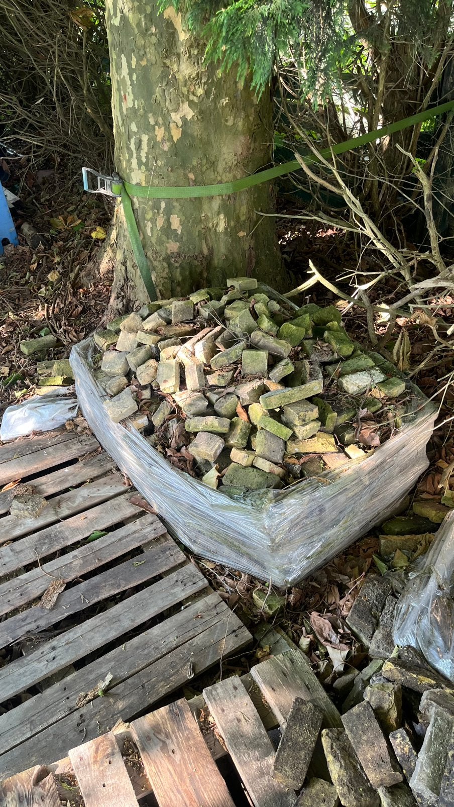Partij geeltjes, Tuin en Terras, Grind, Keien en Split, Ophalen, Zo goed als nieuw