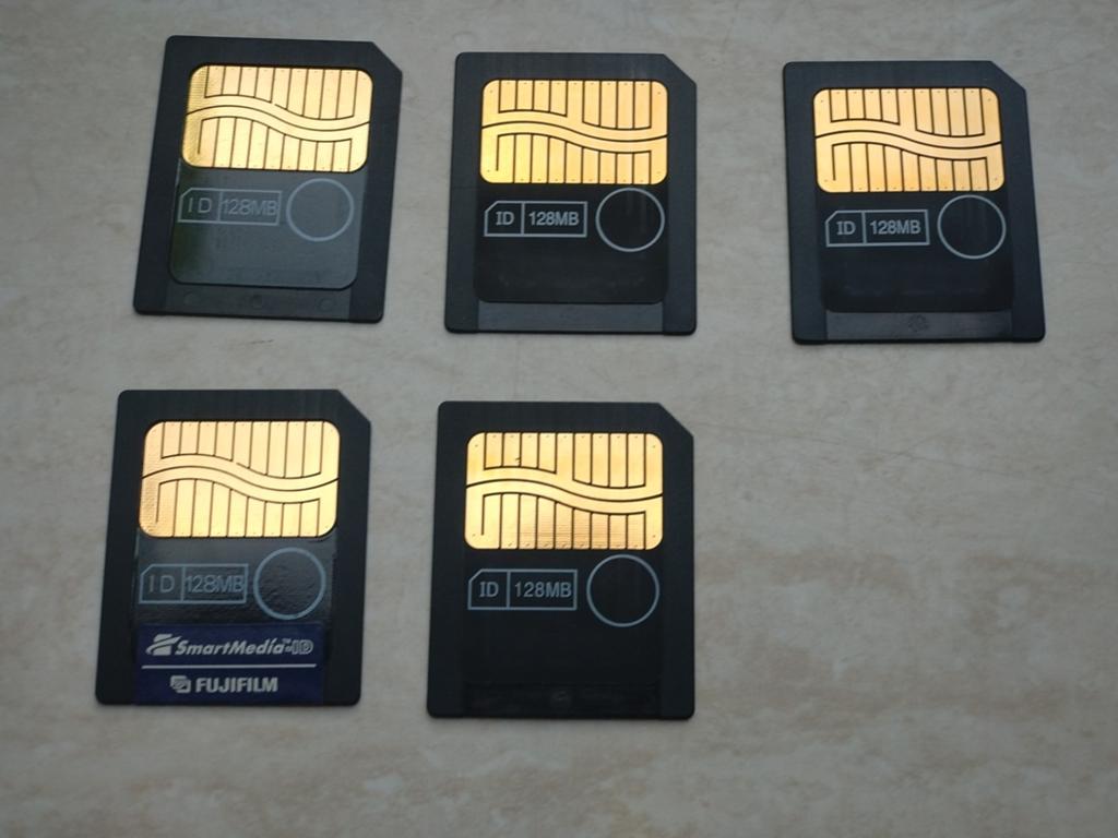 128MB Smart Media Cards prijs per stuk, Ophalen of Verzenden, Geschikt voor professionele video, Fotocamera