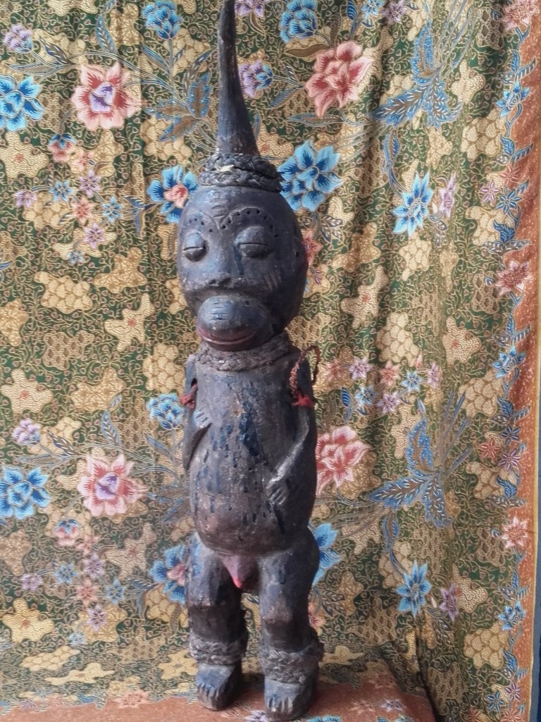 Origineel oud Bulu vruchtbaarheidsbeeld uit Kameroen 71 cm., Antiek en Kunst, Hout, Afrika, Ophalen of Verzenden, 71 cm