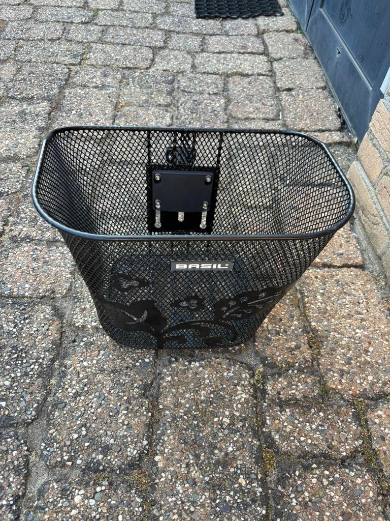 Fietsmand Basil Bilbao, Fietsen en Brommers, Ophalen, Gebruikt