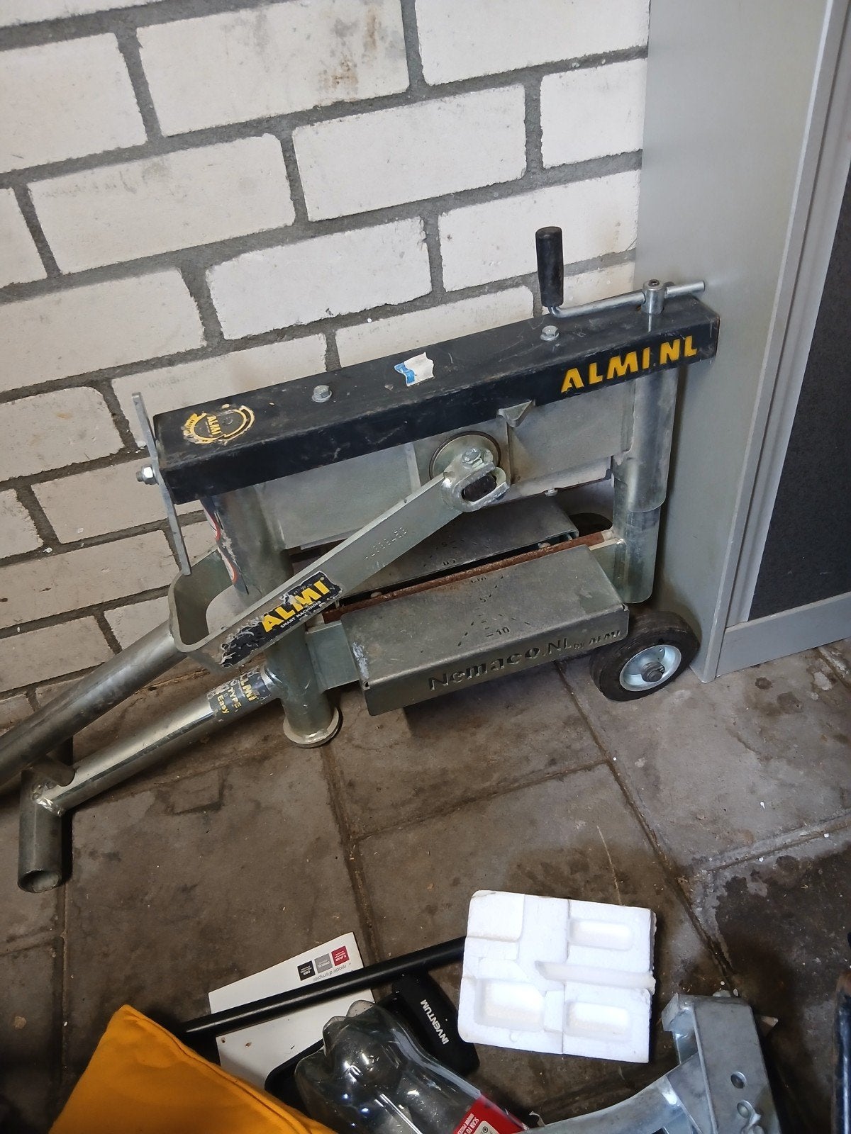 Almi AL33 Knipper - Steen- en tegelknipper, Ophalen of Verzenden
