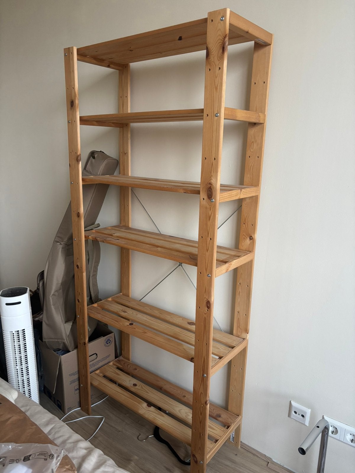 Hejne stellingkast met 6 planken ikea, Huis en Inrichting, Ophalen, Zo goed als nieuw