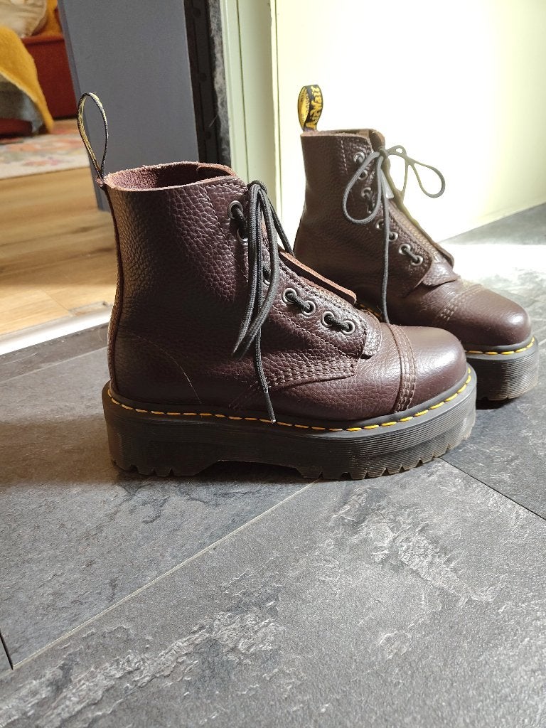 Dr. Martens Sinclair burgundy, Kleding | Dames, Ophalen, Lage of Enkellaarzen, Dr. Martens, Gedragen