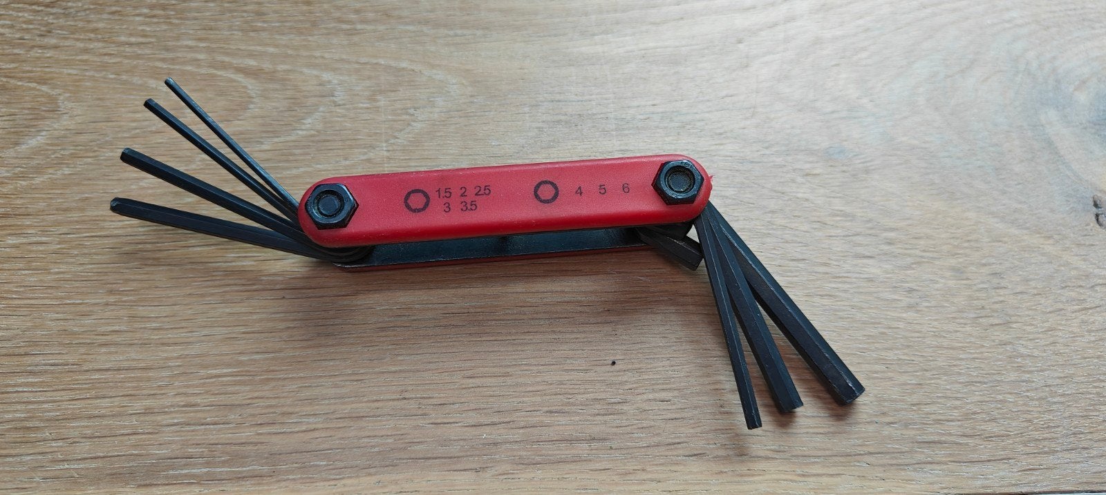 Inbussleutelset - Compact en Handig, Doe-het-zelf en Verbouw, Gereedschap | Handgereedschap, Ophalen of Verzenden, Zo goed als nieuw