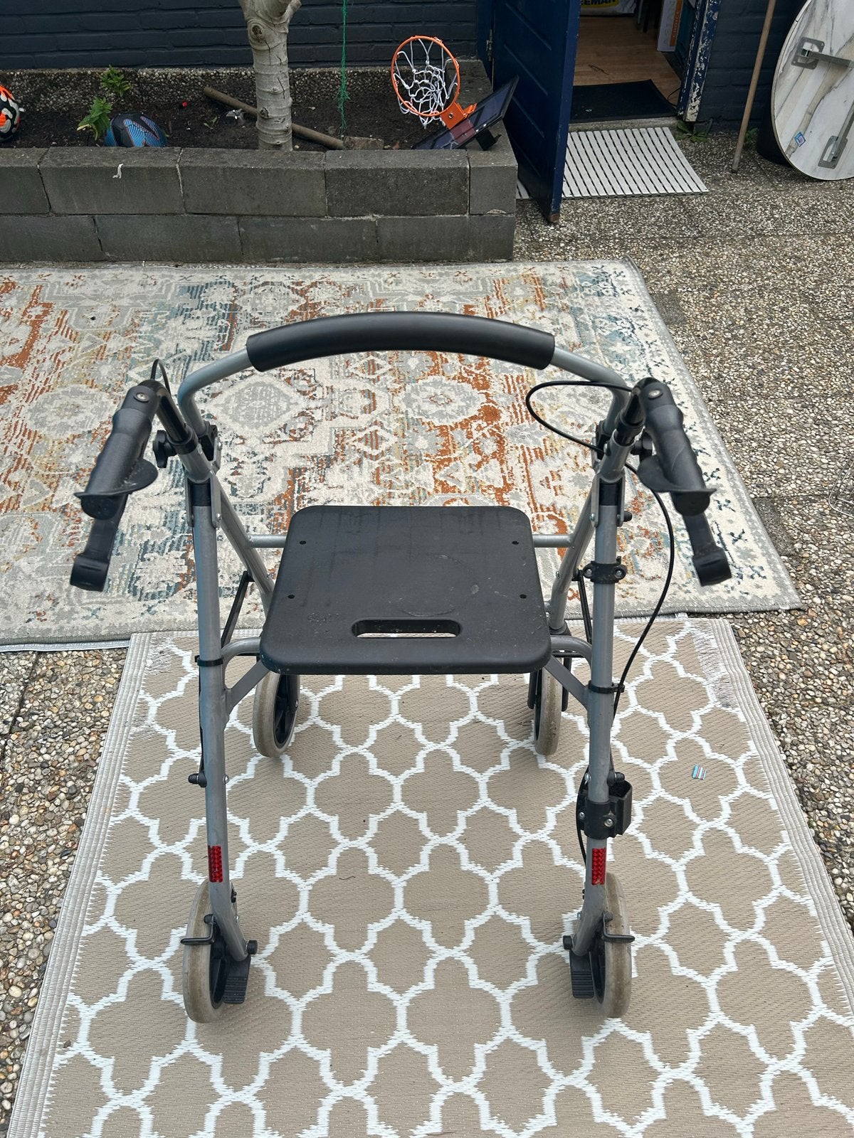 Rollator, Ophalen of Verzenden, Zo goed als nieuw