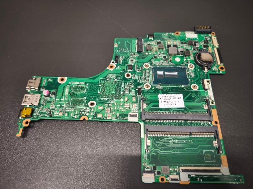 HP Pavilion 15-AB Moederbord 809040-501 +Intel Core i3-5010u, Computers en Software, Windows Laptops, Gebruikt, 15 inch, 2 tot 3 Ghz