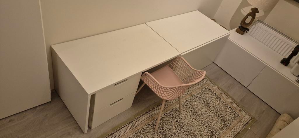 Ikea SMÅSTAD speelgoedkist, bureau met lades en stoel, Ophalen, Gebruikt, Tafel(s) en Stoel(en)
