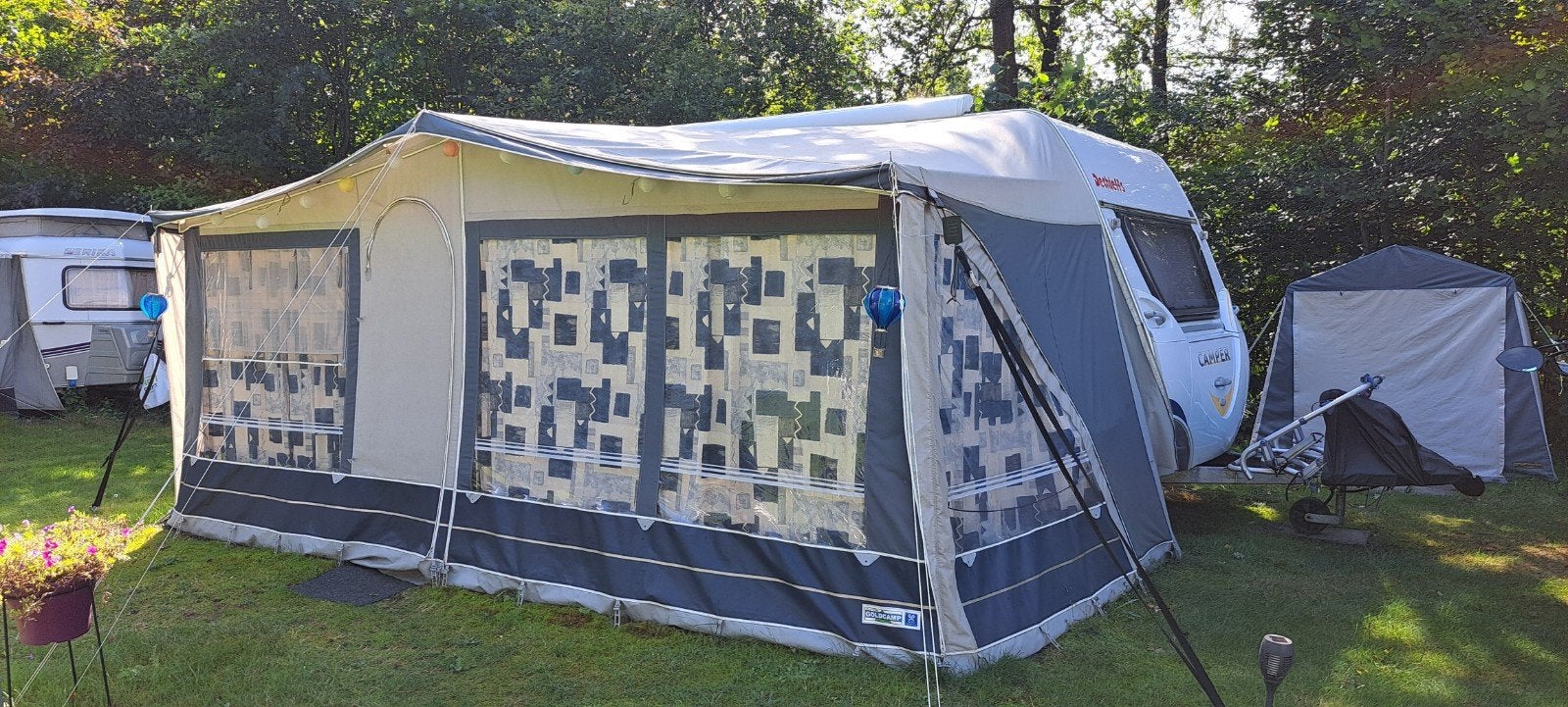 Dethleffs CAMPER 430 DB, Rondzit, Particulier, Schokbreker, Tot en met 4