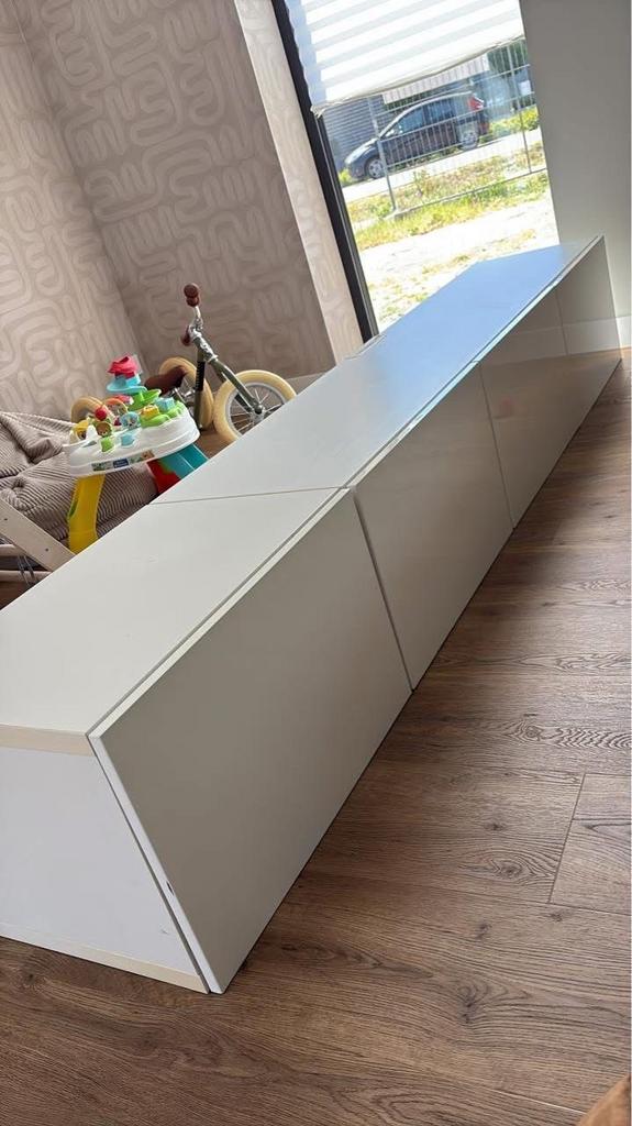 Gratis! Wit tv-meubel met opbergruimte, Ophalen, Kunststof, Gebruikt, 200 cm of meer