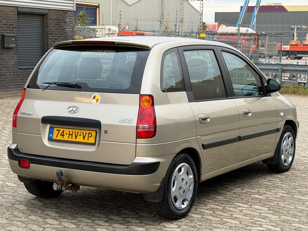 Hyundai Matrix 1.6i GL APK 12-01-2027, Auto's, Hyundai, Matrix, Stof, Gebruikt, 4 cilinders