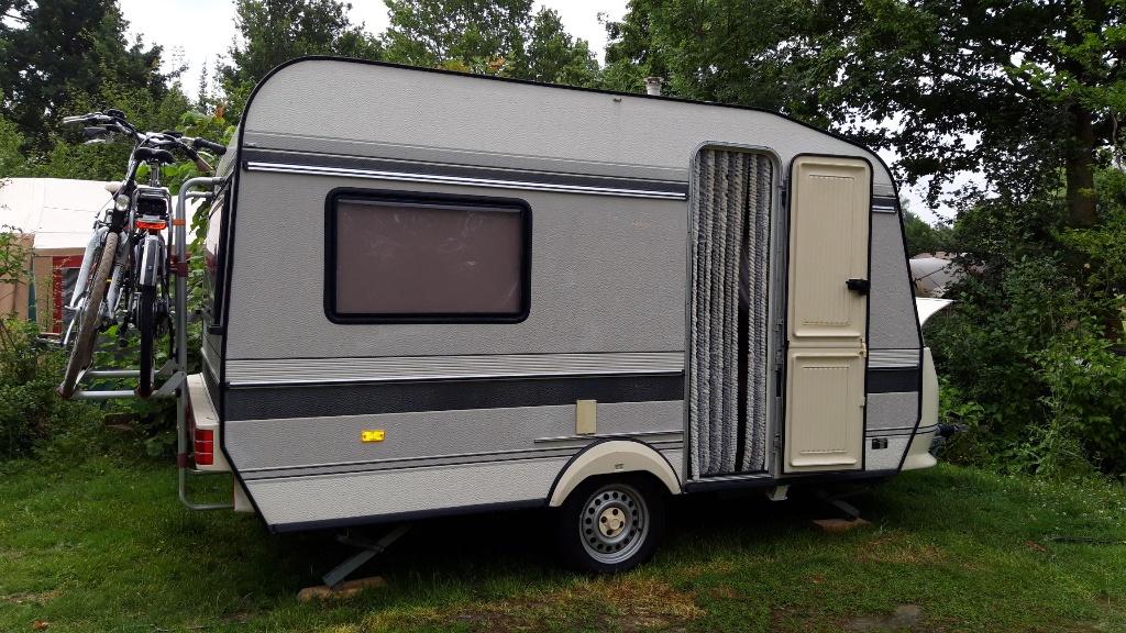 caravan Hobby de Luxe 1993, Luifel, Standaardzit, Hobby, Omvormbare zithoek