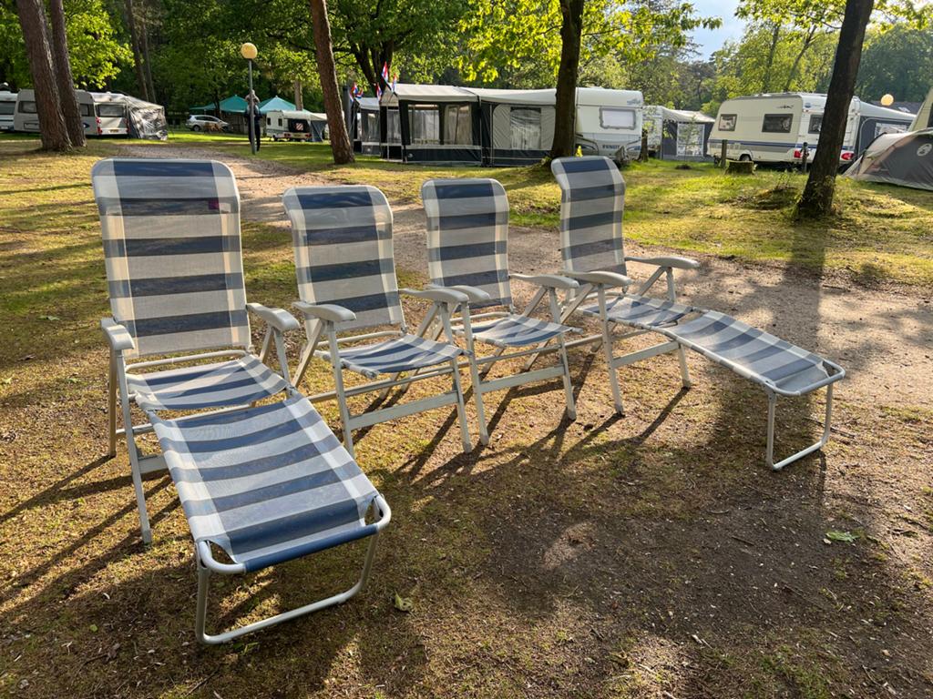 Redwood kampeerstoelen met voetenbankjes (ophalen Nunspeet), Caravans en Kamperen, Kampeermeubelen, Gebruikt, Campingstoel, Ophalen
