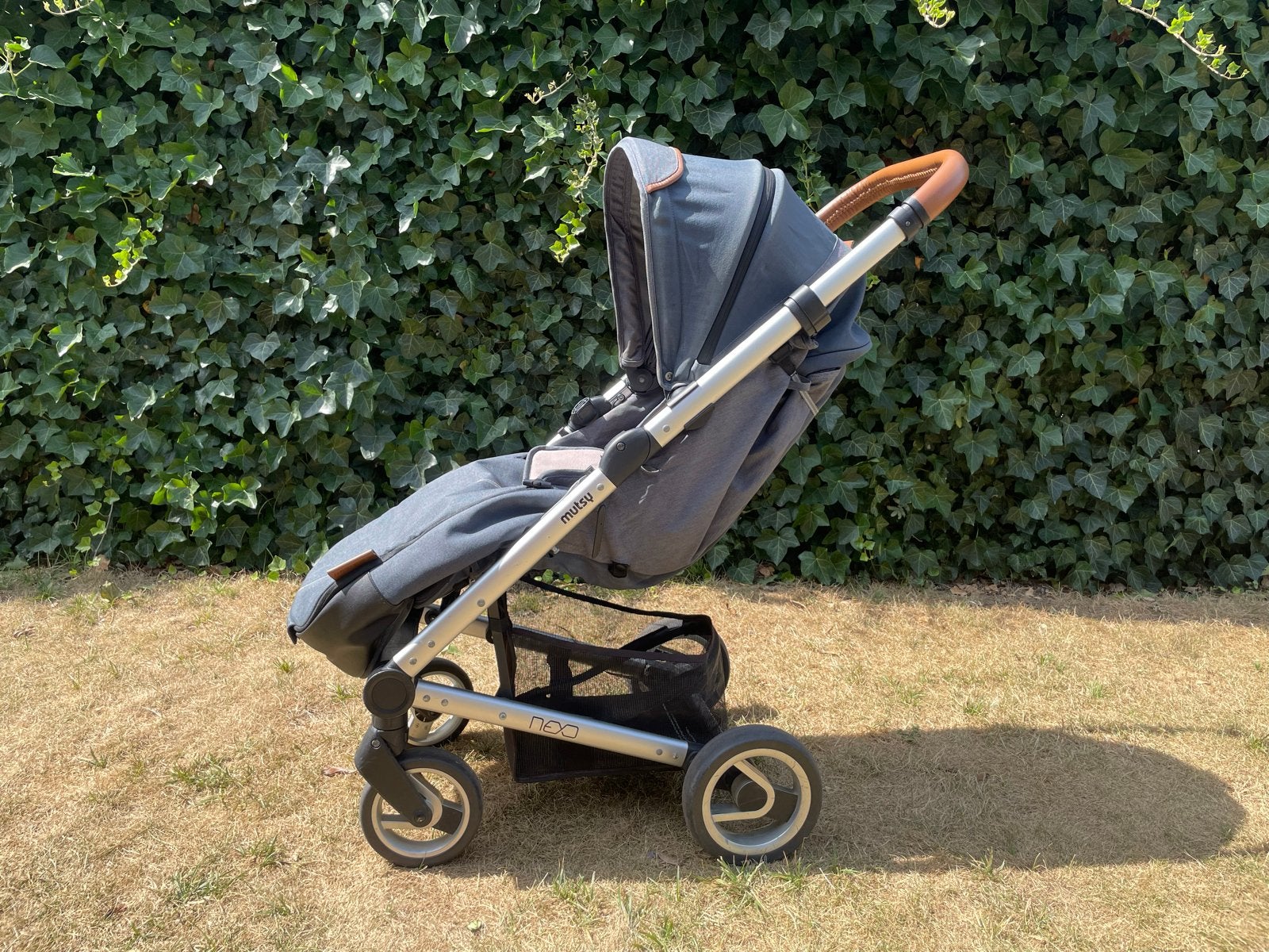 Mutsy Nexo buggy + winterzak - zeer goed onderhouden, Ophalen of Verzenden, Gebruikt, Combiwagen, Mutsy