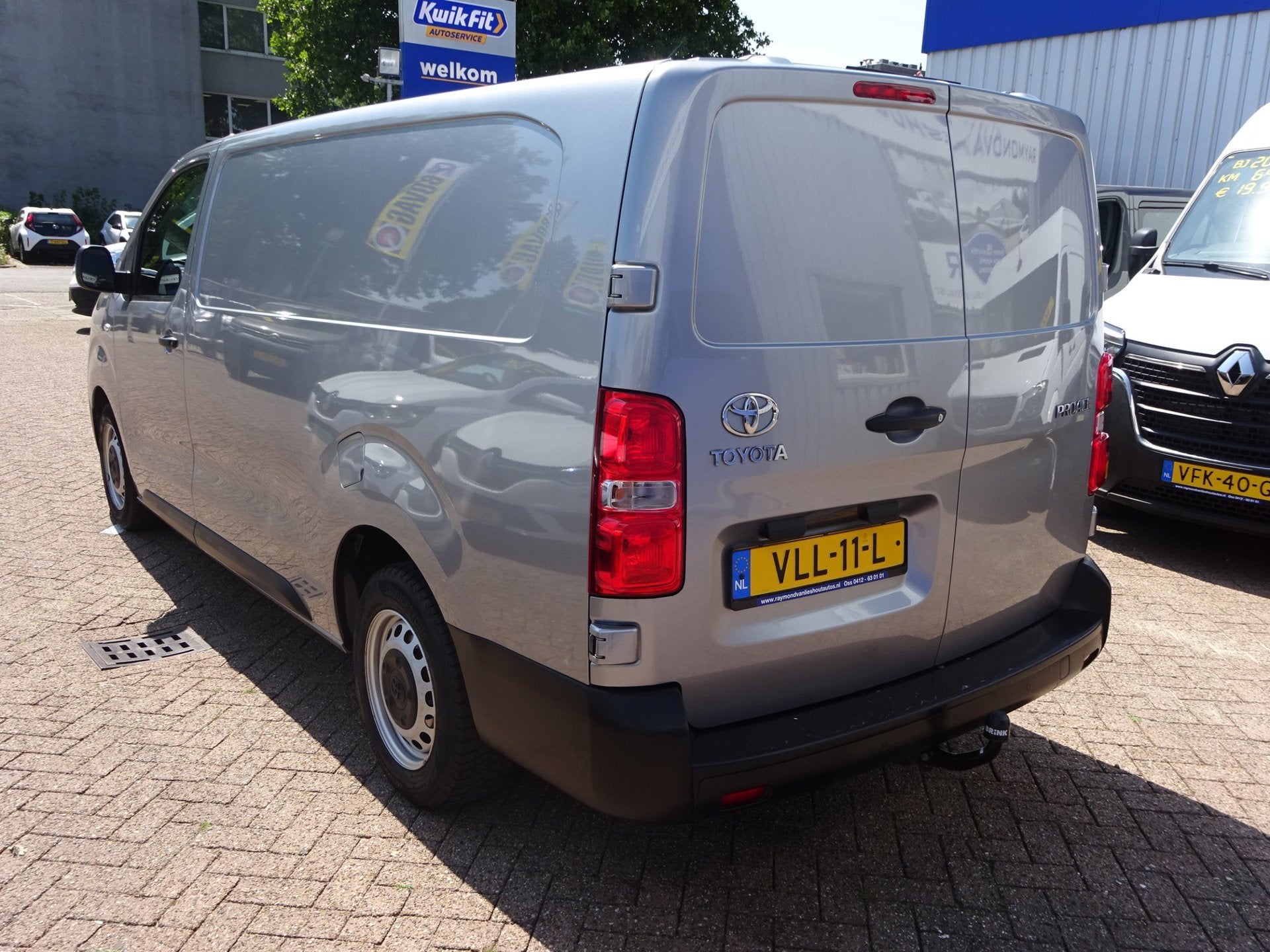 Toyota PROACE Worker 2.0 D-4D Navigator Long L3 AIRCO NAVIGA, Stof, Gebruikt, 4 cilinders, 2000 kg