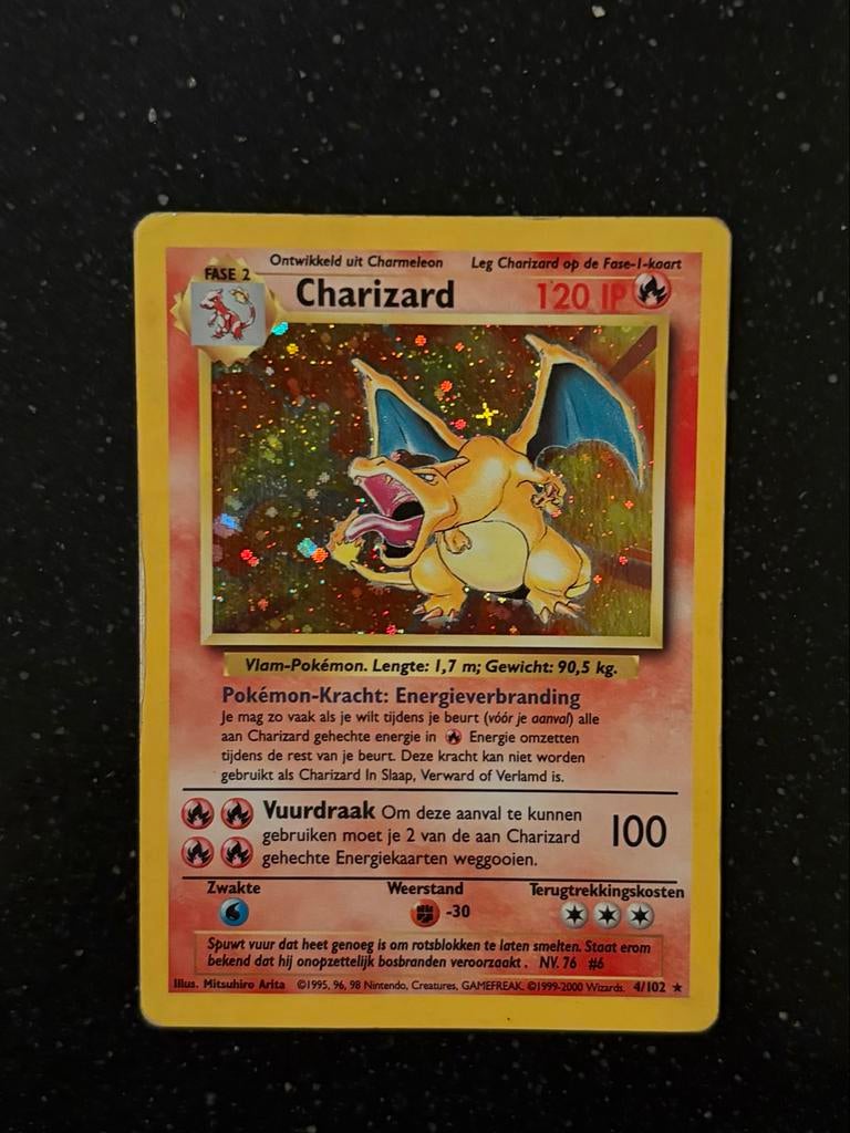 Charizard Pokémon Kaart 4/102 Holo Base Set, Ophalen of Verzenden, Gebruikt, Losse kaart, Foil