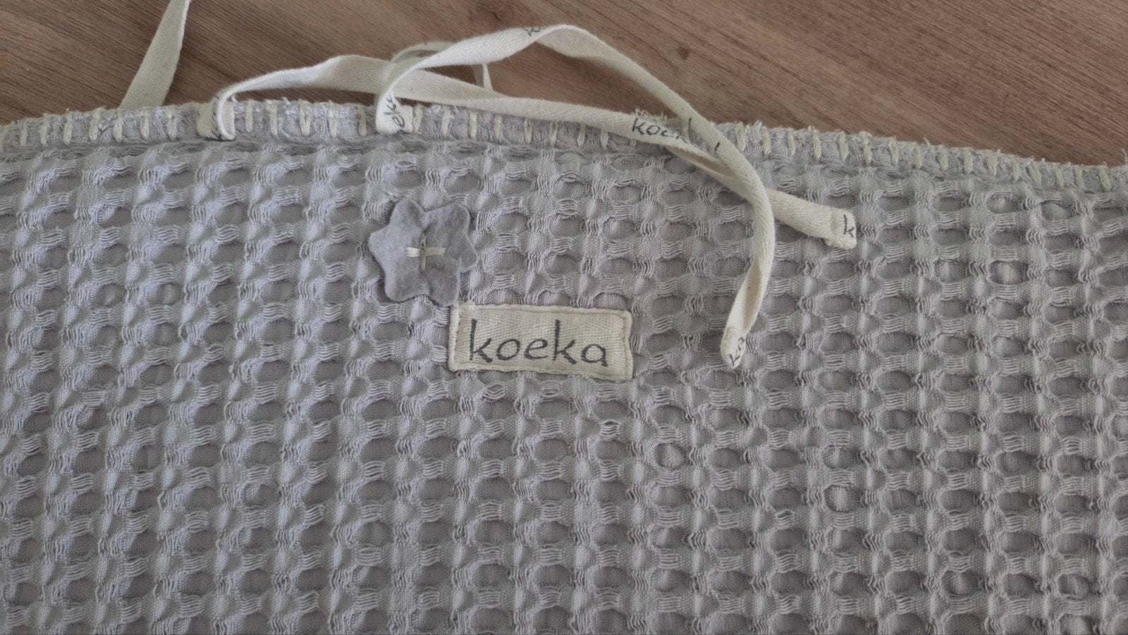 Koeka bedomrander / stootkussen, Ophalen, Ledikant