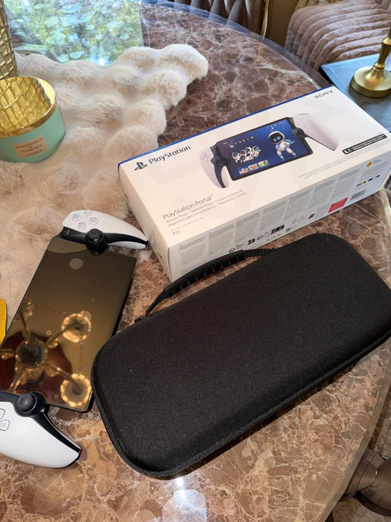 Playstion porteble te koop, 1 speler, Ophalen of Verzenden, Zo goed als nieuw, Vanaf 18 jaar