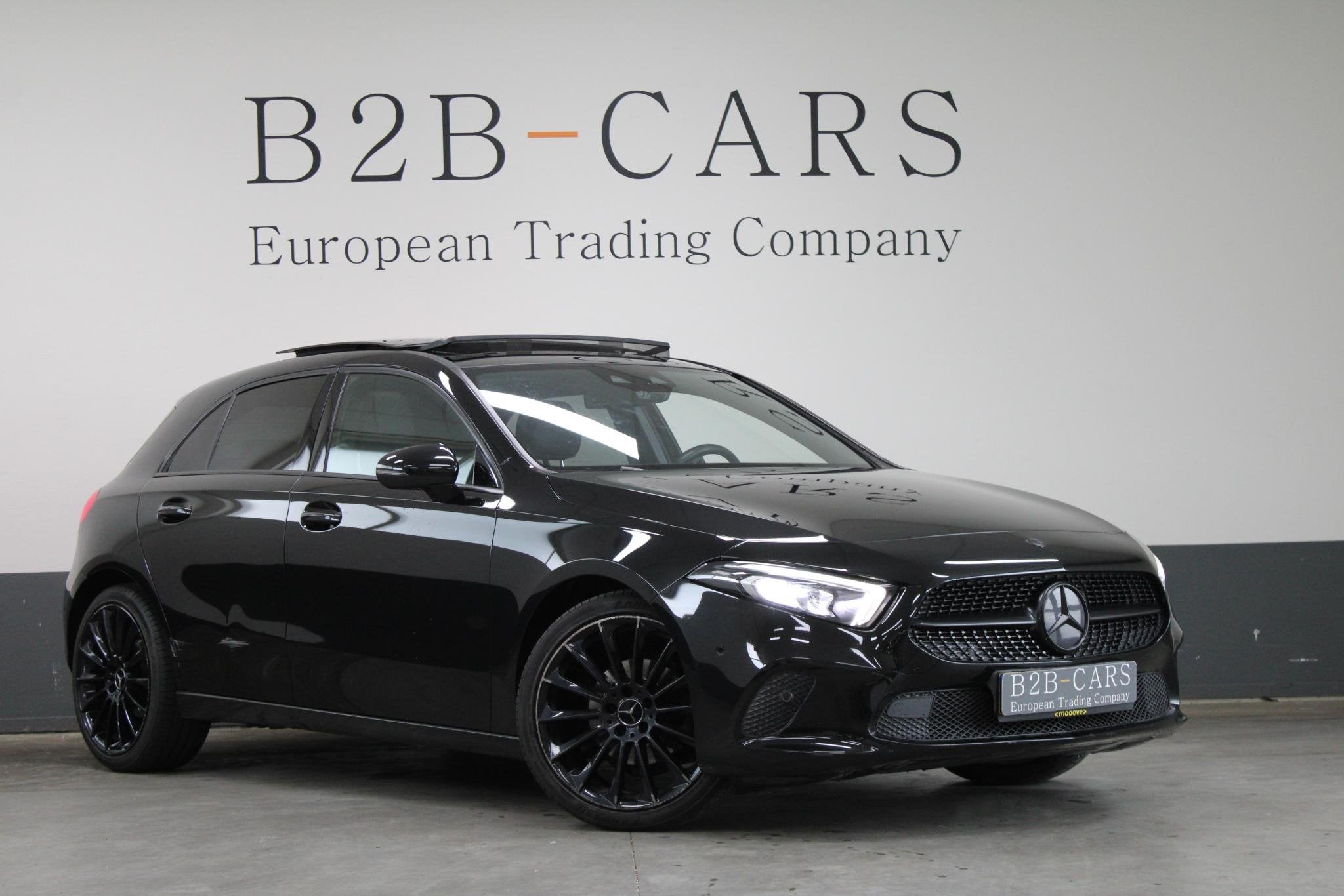 Mercedes-Benz A-klasse 180 Progressive | Head up | Panorama, Auto's, 136 pk, Gebruikt, 4 cilinders, Zwart