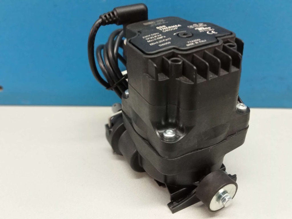 Cv pomp Remeha Calenta Ace 40L BDR Thermea groupTF95-IP44, Doe-het-zelf en Verbouw, Niet ingevuld, Cv-ketel of Combi-ketel, Niet ingevuld
