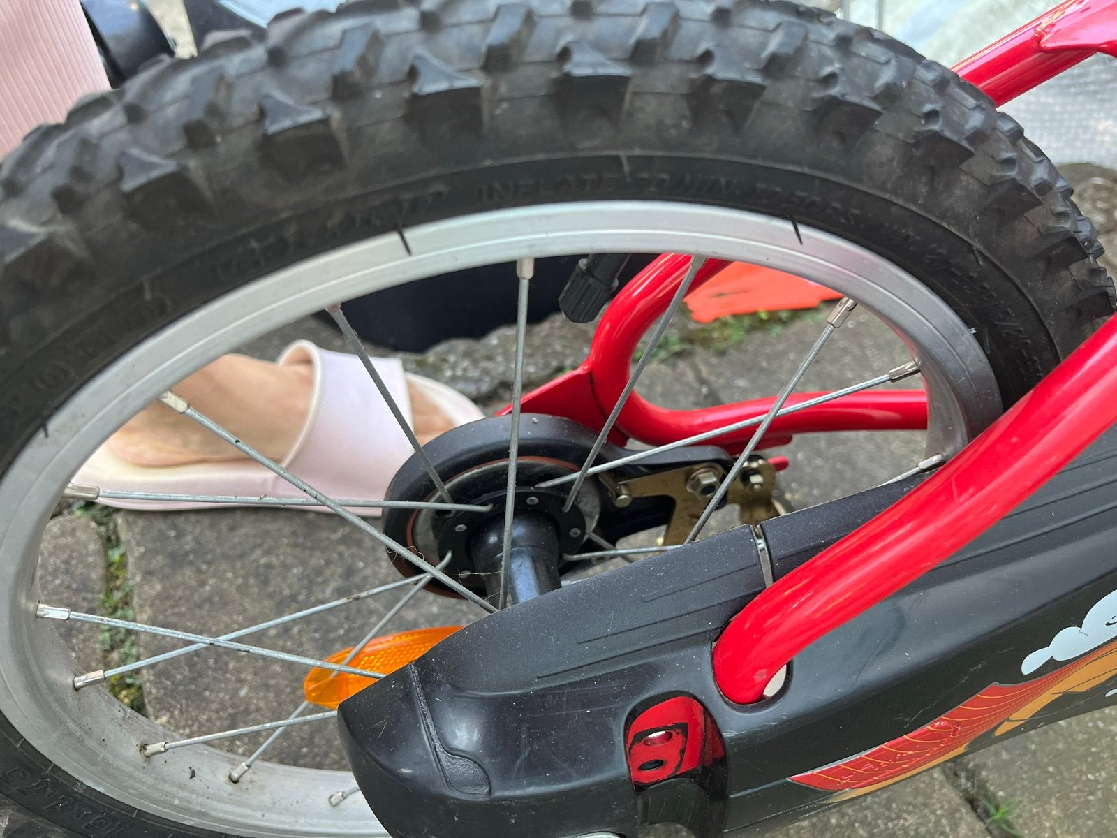B'Twin Kinderfiets 16 inch - Rood, Ophalen of Verzenden, Gebruikt, Terugtraprem, 16 tot 20 inch