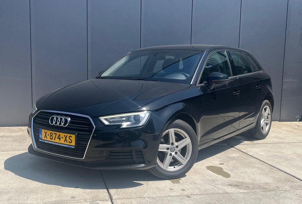 Audi A3 Sportback 1.6 TDI 110PK Design| Climate Control | Cr, Auto's, Audi, Voorwielaandrijving, Stof, 4 cilinders, Automatische klimaatregeling