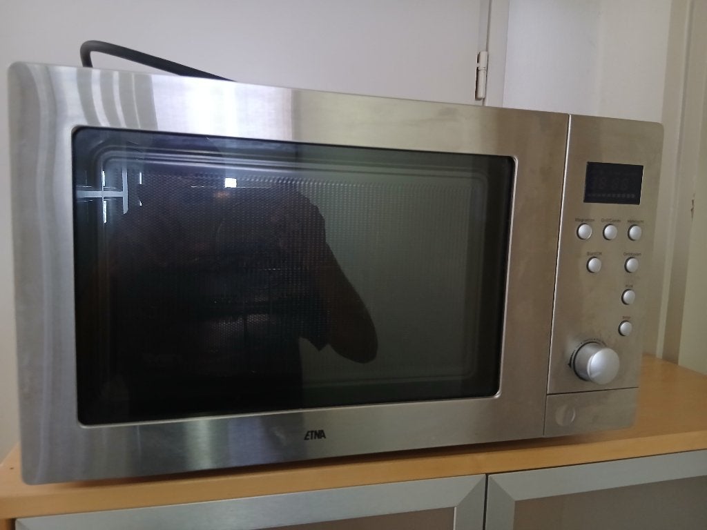 Etna Grill, hetelucht oven ontdooien werkend te zien, Witgoed en Apparatuur, Ophalen, Combimagnetron, Zo goed als nieuw, Draaiplateau