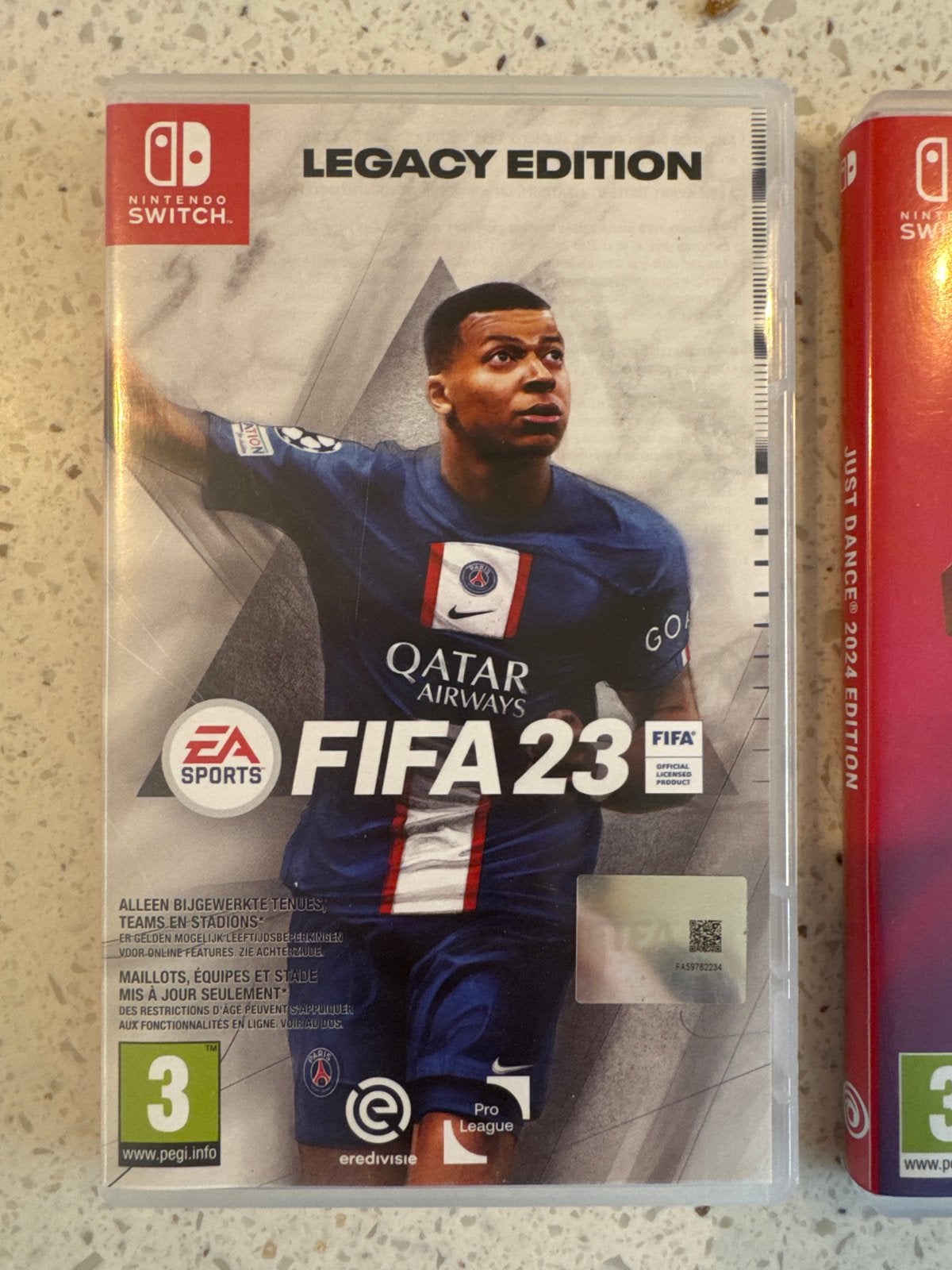 Spellen Nintendo Switch FIFA en Hotwheels, Online, 1 speler, Ophalen of Verzenden, Zo goed als nieuw